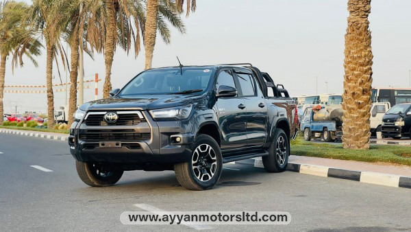 2023 TOYOTA HILUX DOUBLE CAB.