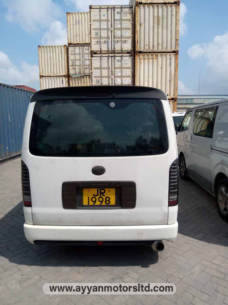 2010 TOYOTA HIACE VAN