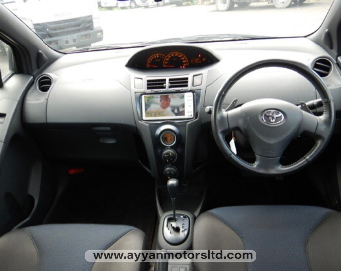 2010 TOYOTA VITZ RS PACK AT 27,000,000UGX