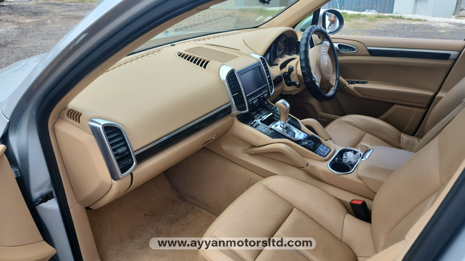 2011/7  PORSCHE CAYENNE