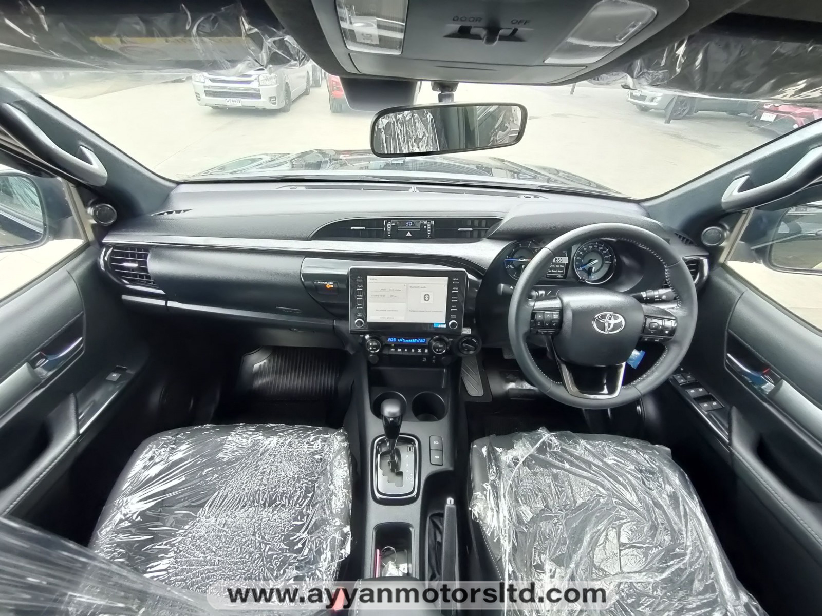 2024 TOYOTA HILUX REVO ROCCO