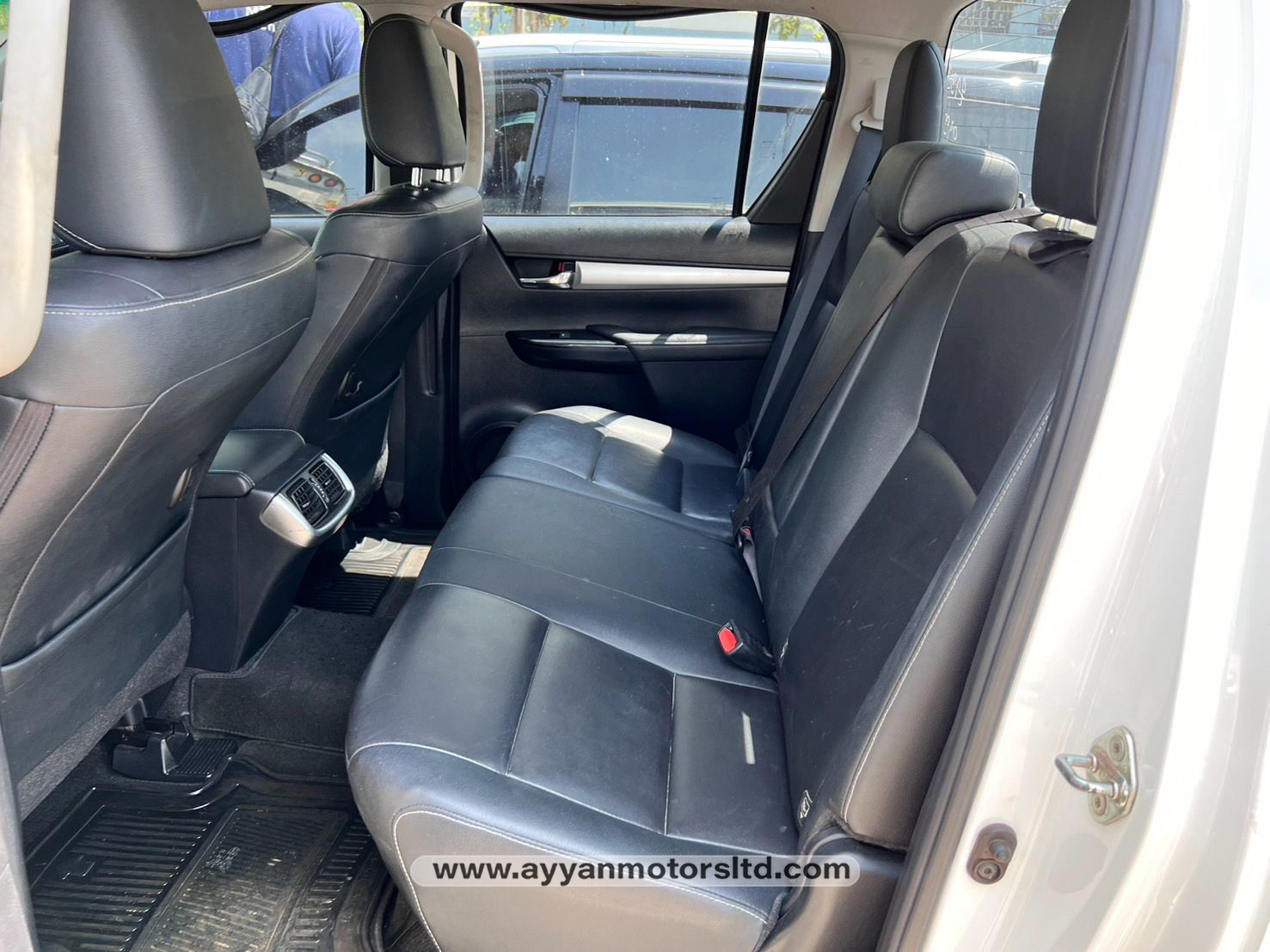 2018 TOYOTA HILUX DOUBLE CAB 4WD