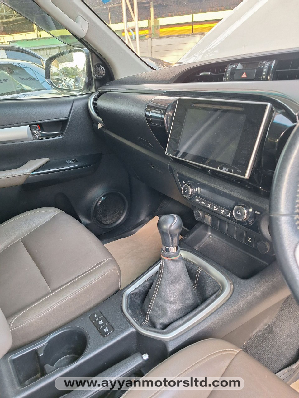 2015 Toyota Hilux Revo 4WD