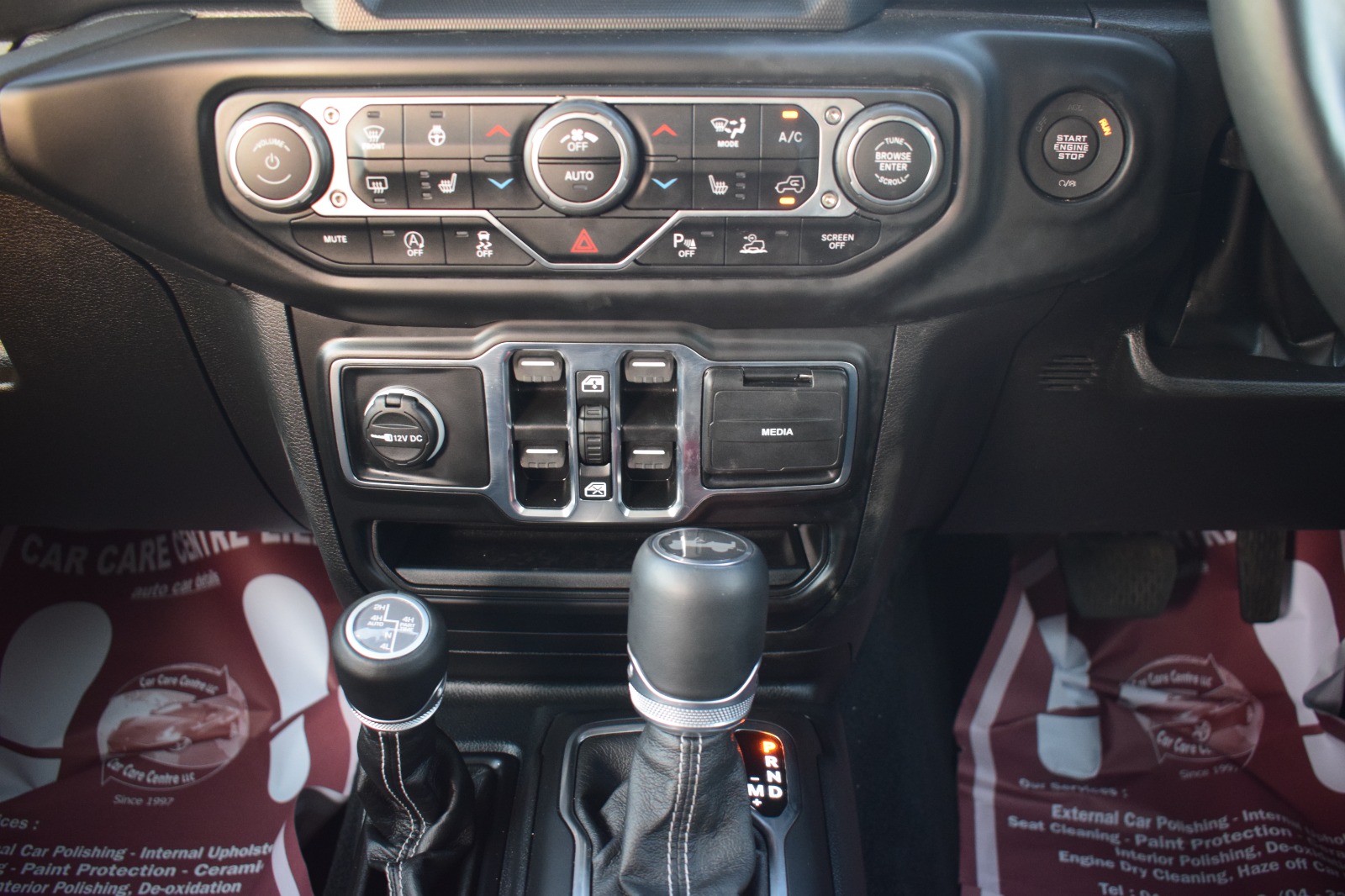 2022 Jeep Wrangler Sahara White