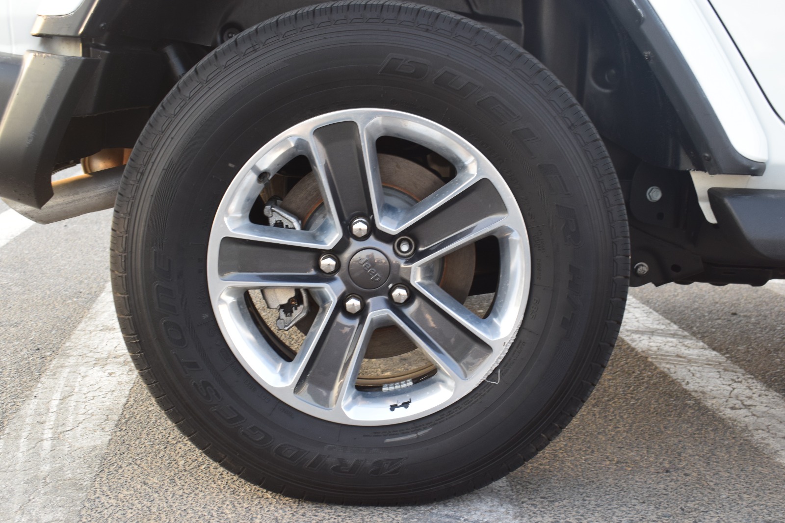 2022 Jeep Wrangler Sahara White