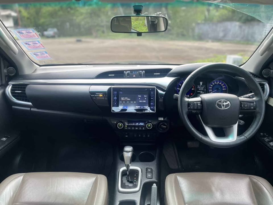 2018 Toyota Hilux Revo