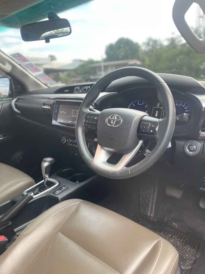 2018 Toyota Hilux Revo