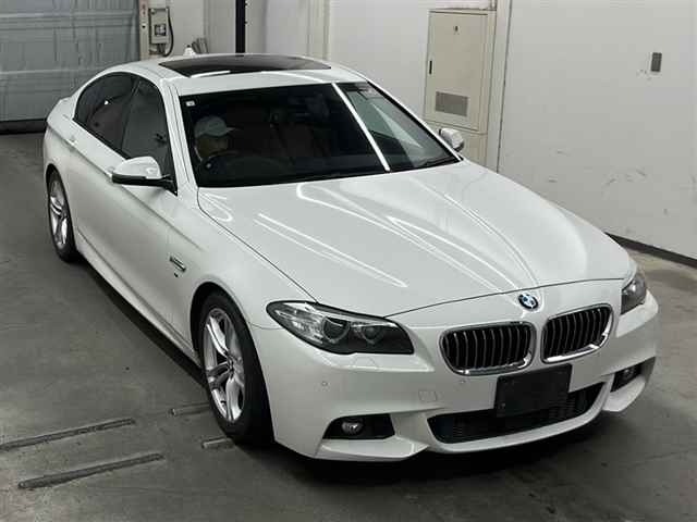 2014 BMW 5 Series 523d M Sport
