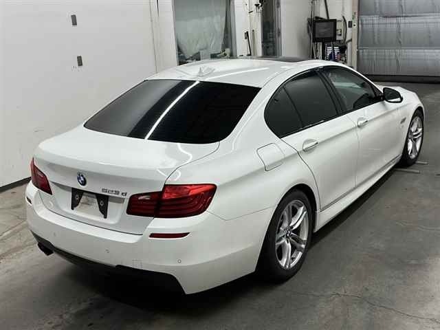 2014 BMW 5 Series 523d M Sport